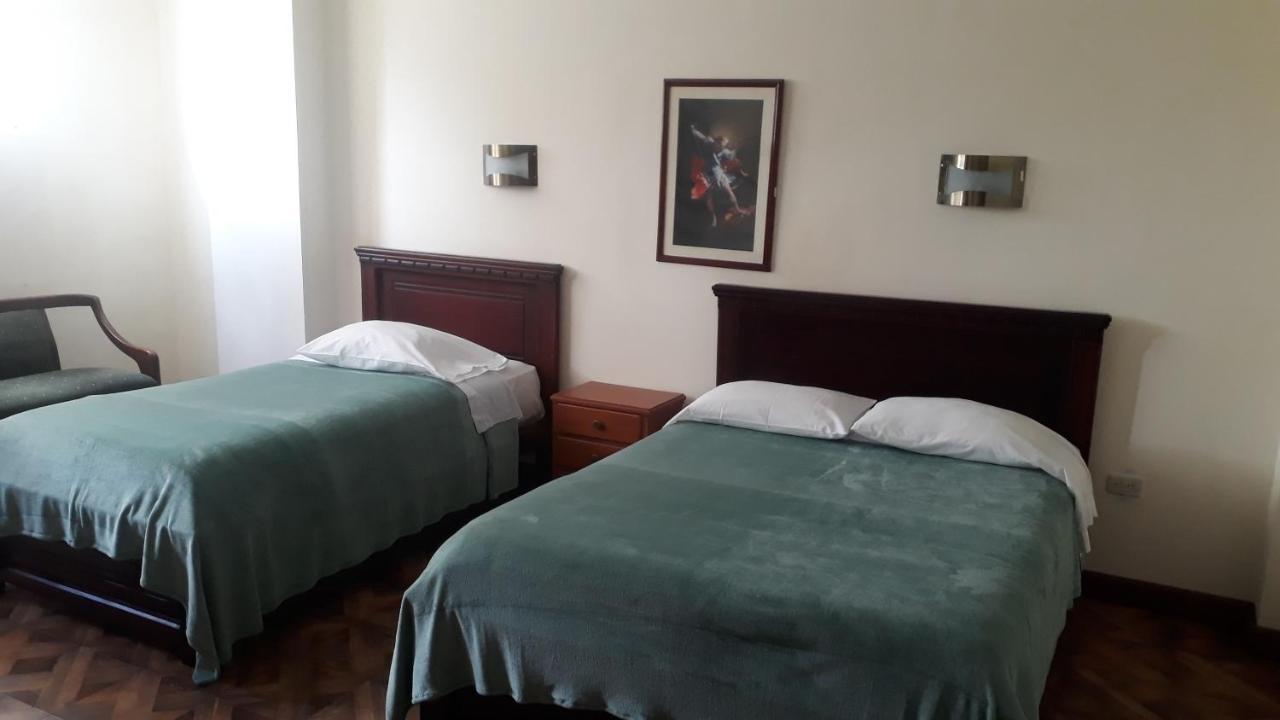 El Cardenal Hotel Loja Exterior photo